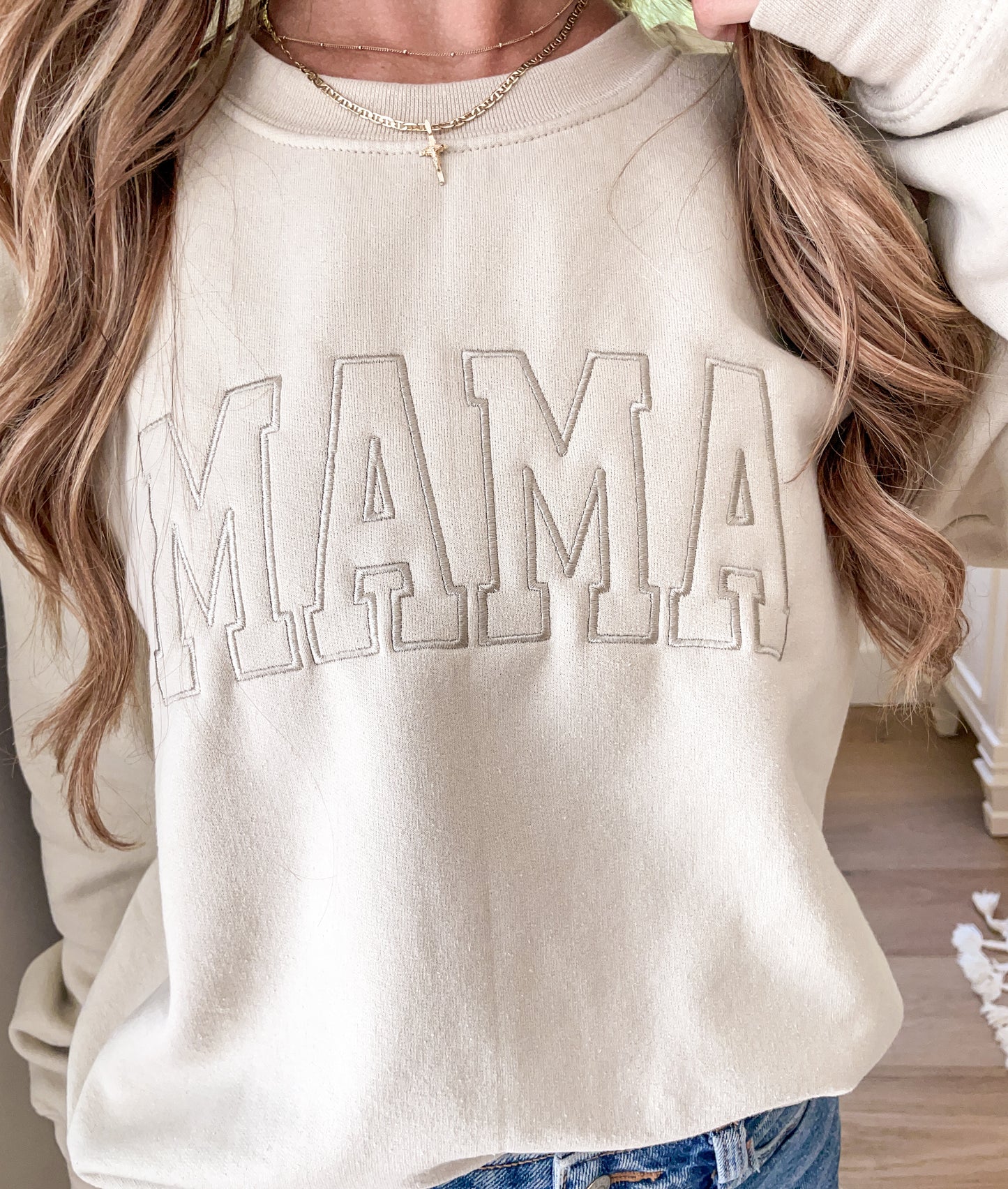 MAMA custom name sleeve sweatshirt crewneck