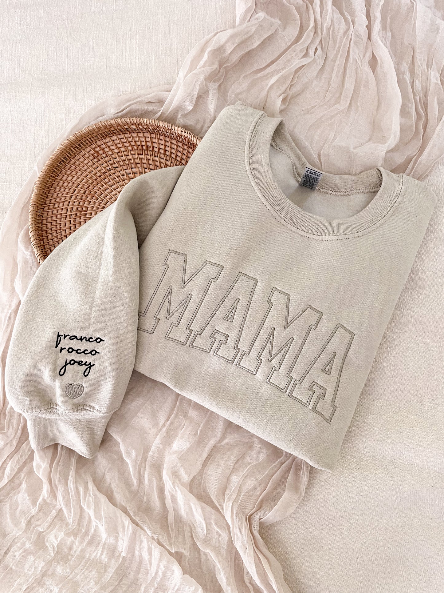 MAMA custom name sleeve sweatshirt crewneck